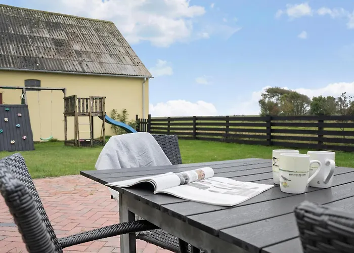 Vakantiehuis Stunning In With Wi-fi Ribe